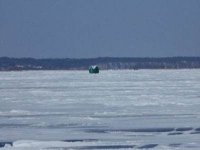 ice fishing feb15 022 (800x600).jpg