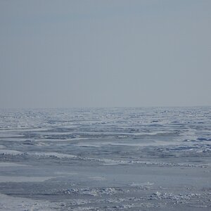 ice fishing feb15 008 (800x600).jpg