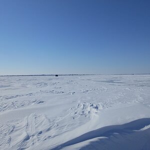 ice fishing feb15 020 (800x600).jpg