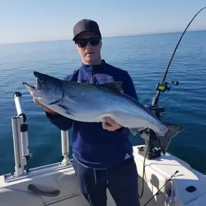 Media 'Todd with a nice King.webp' in category 'Fishing Gallery'